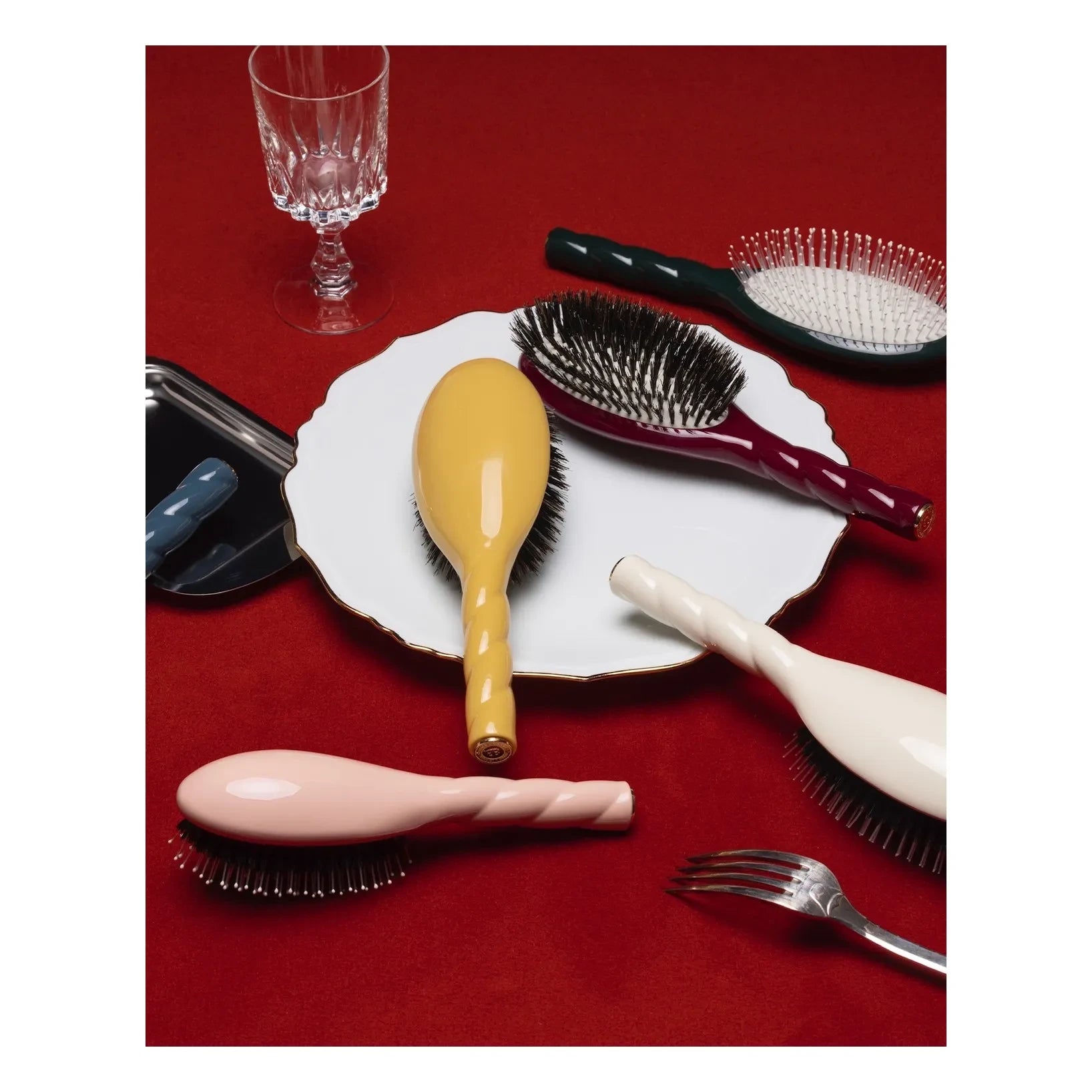 La Bonne Brosse - The Essential Gentle Hair Brush No. 03 - Sensitive Scalp | Powder Pink