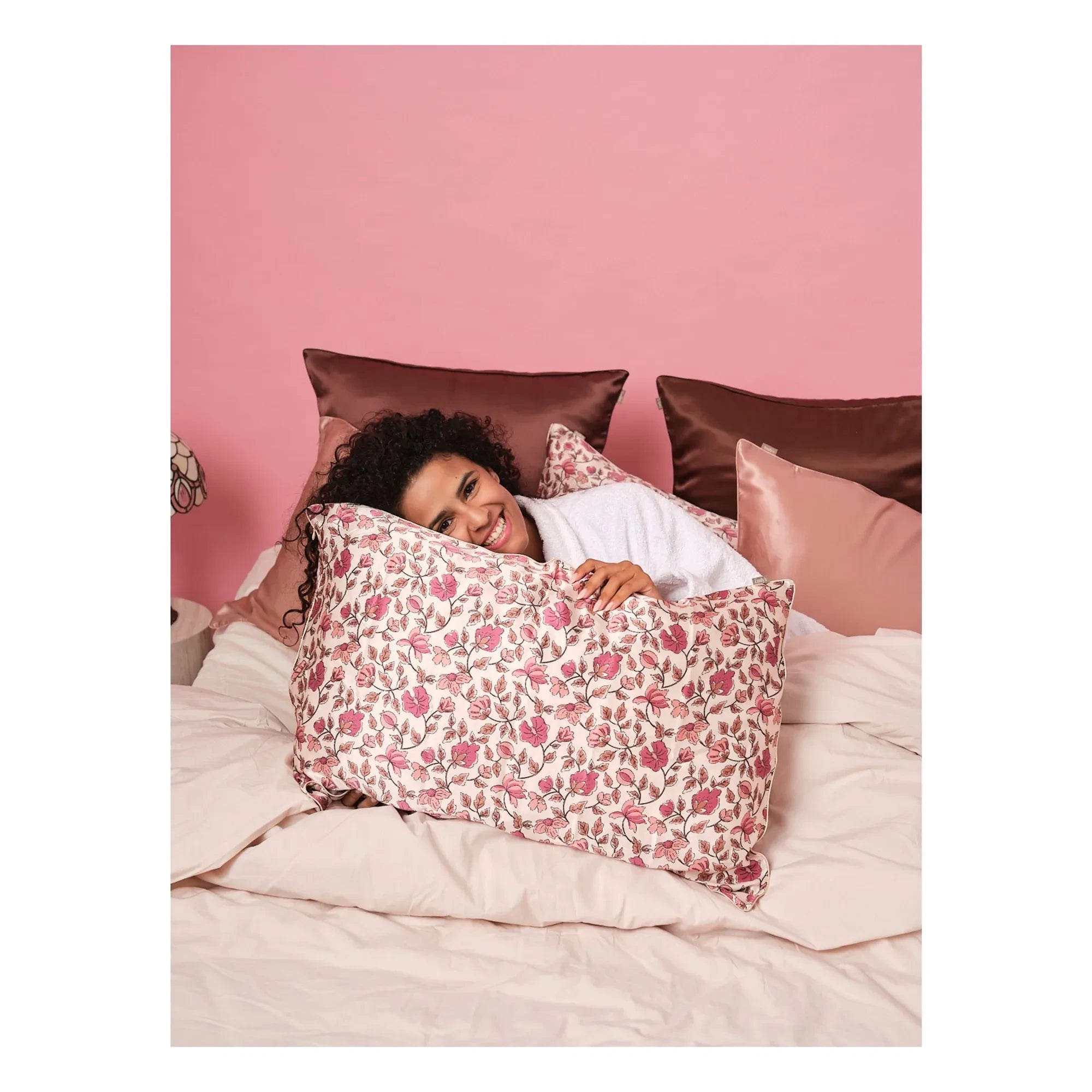 Emily's Pillow - Floral Pattern Mulberry Silk Pillowcase | Pink