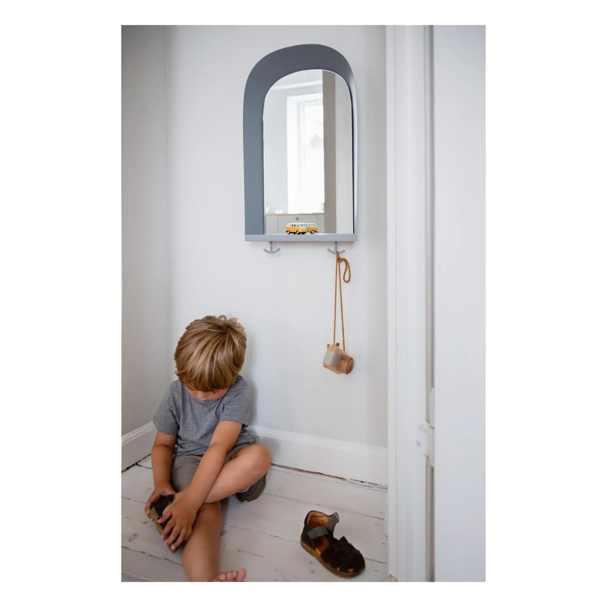 Nofred - Mirror Door | Gray