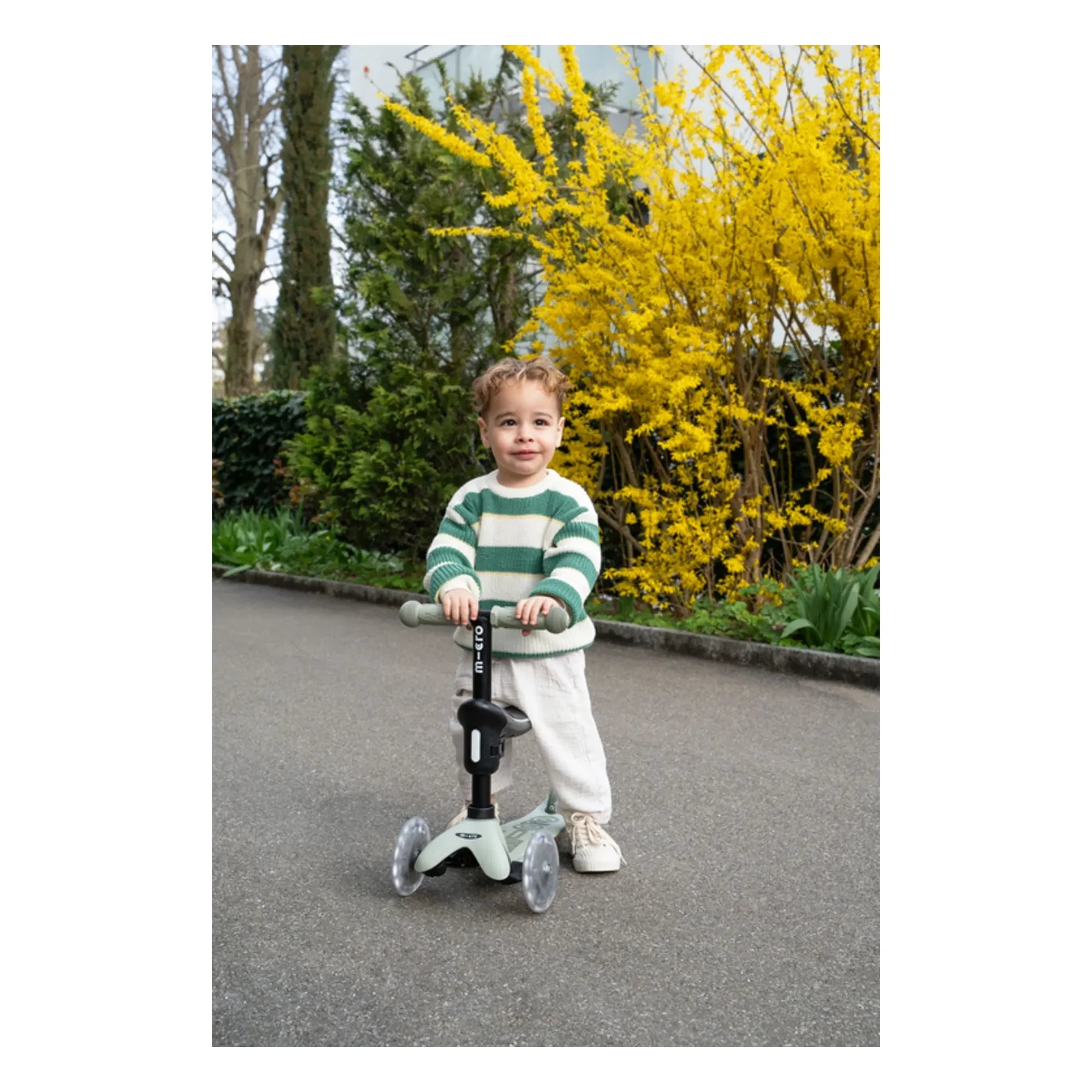 Micro - Mini2Grow Evolution Scooter | Sage