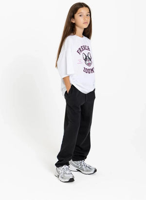 Finger in the nose - Luma Jogger | Black