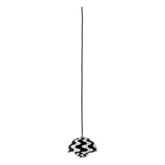 & Tradition - Flowerpot VP10 Pendant Lamp, Verner Panton | Black/White