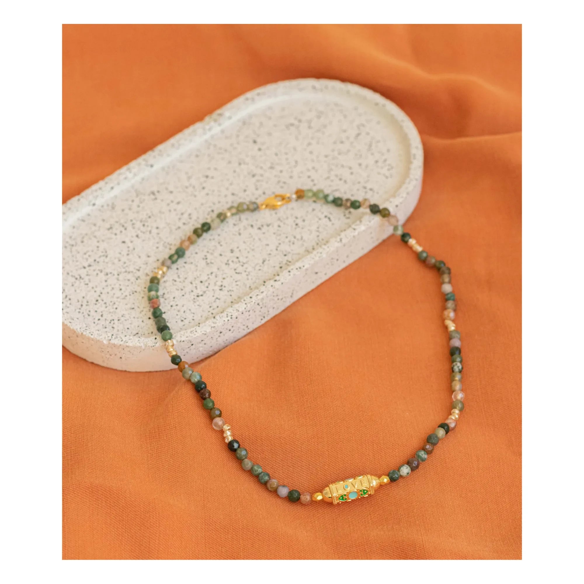 La Petite Épicerie - DIY My Necklace with Natural Agate Stones
