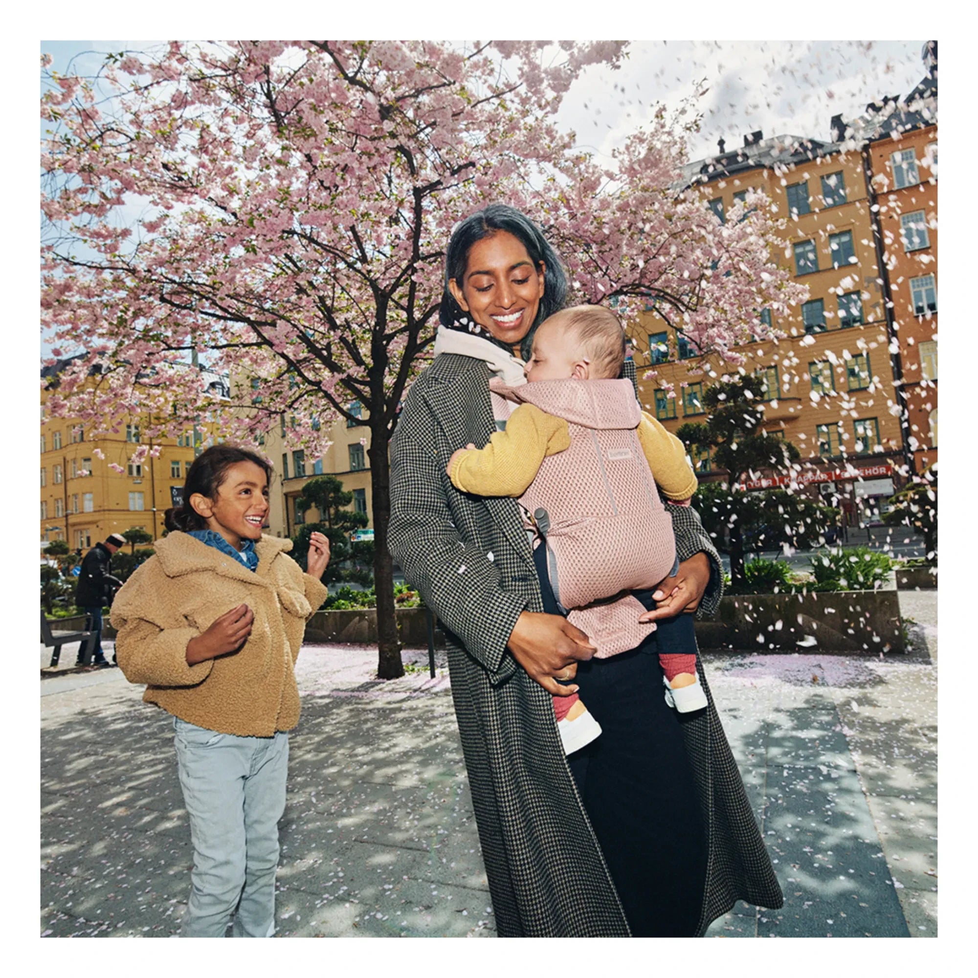 BabyBjörn - Move File Baby Carrier | Rosewood