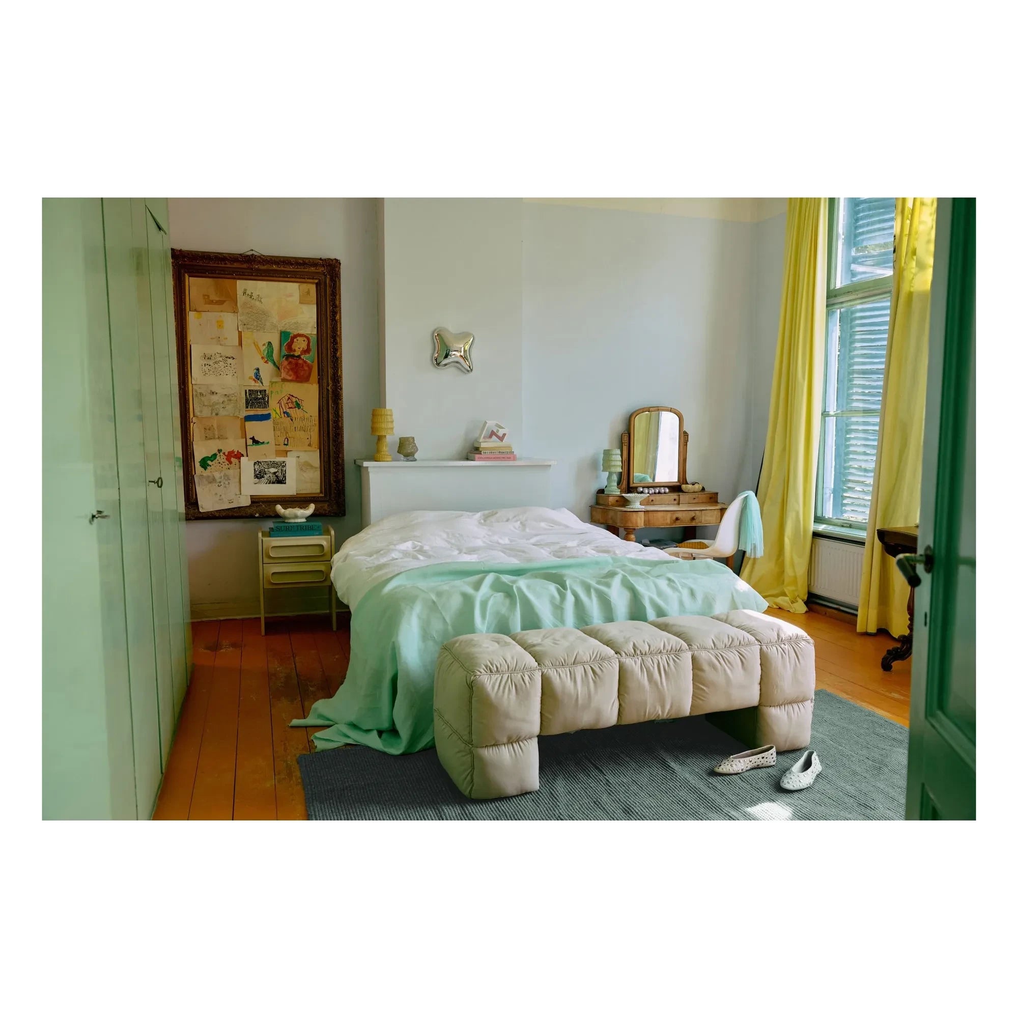 HKliving - Plush Lobby Bench | Chalk
