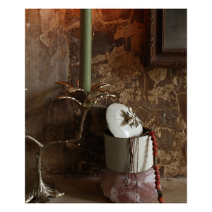 Doing Goods - Queen Bee Circus Box | White