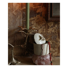 Doing Goods - Queen Bee Circus Box | White