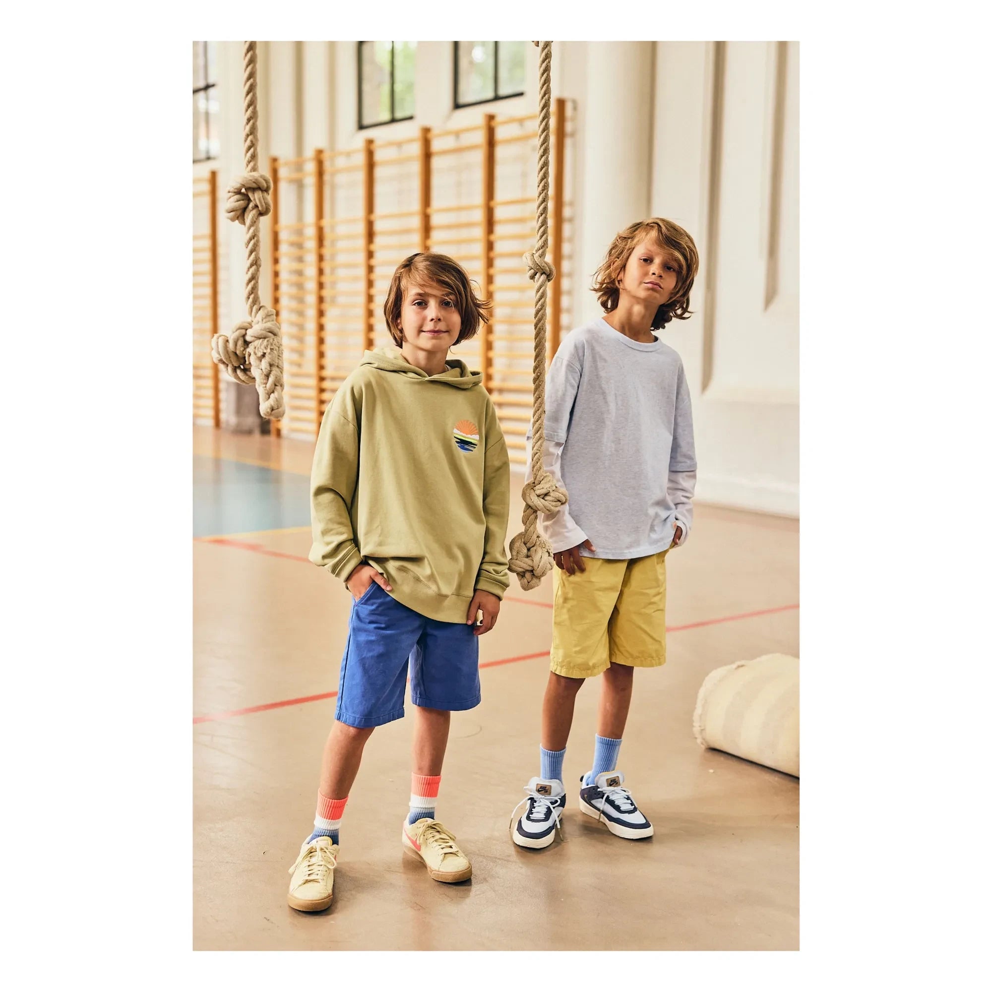 AO76 - Arthur Sunbay Sweatshirt Made from Recycled Cotton | Khaki