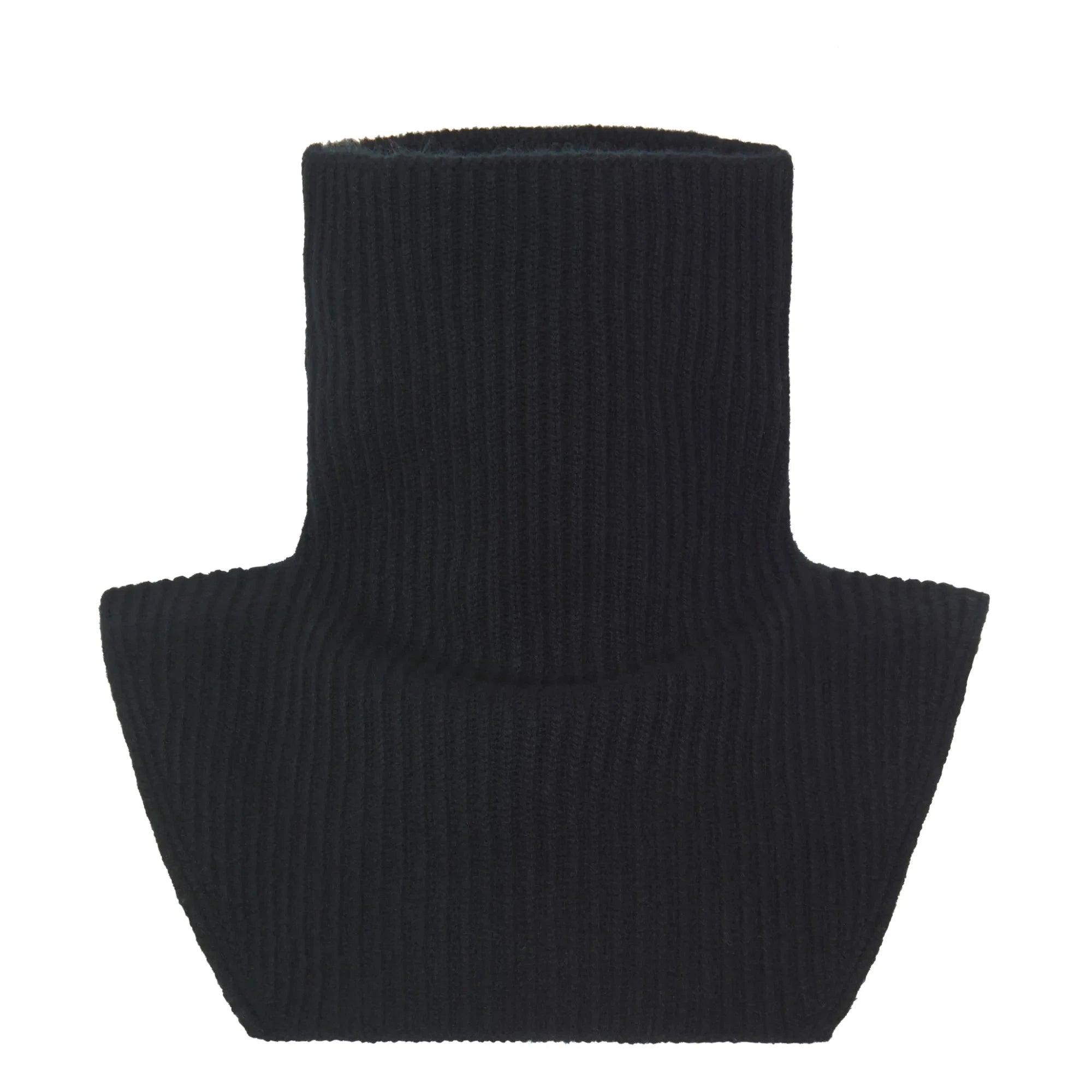 Kujten - Keelin Cashmere Turtleneck | Black