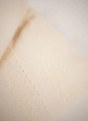 Olsson & Jensen - Eleonora Embroidered Tablecloth | Ecru