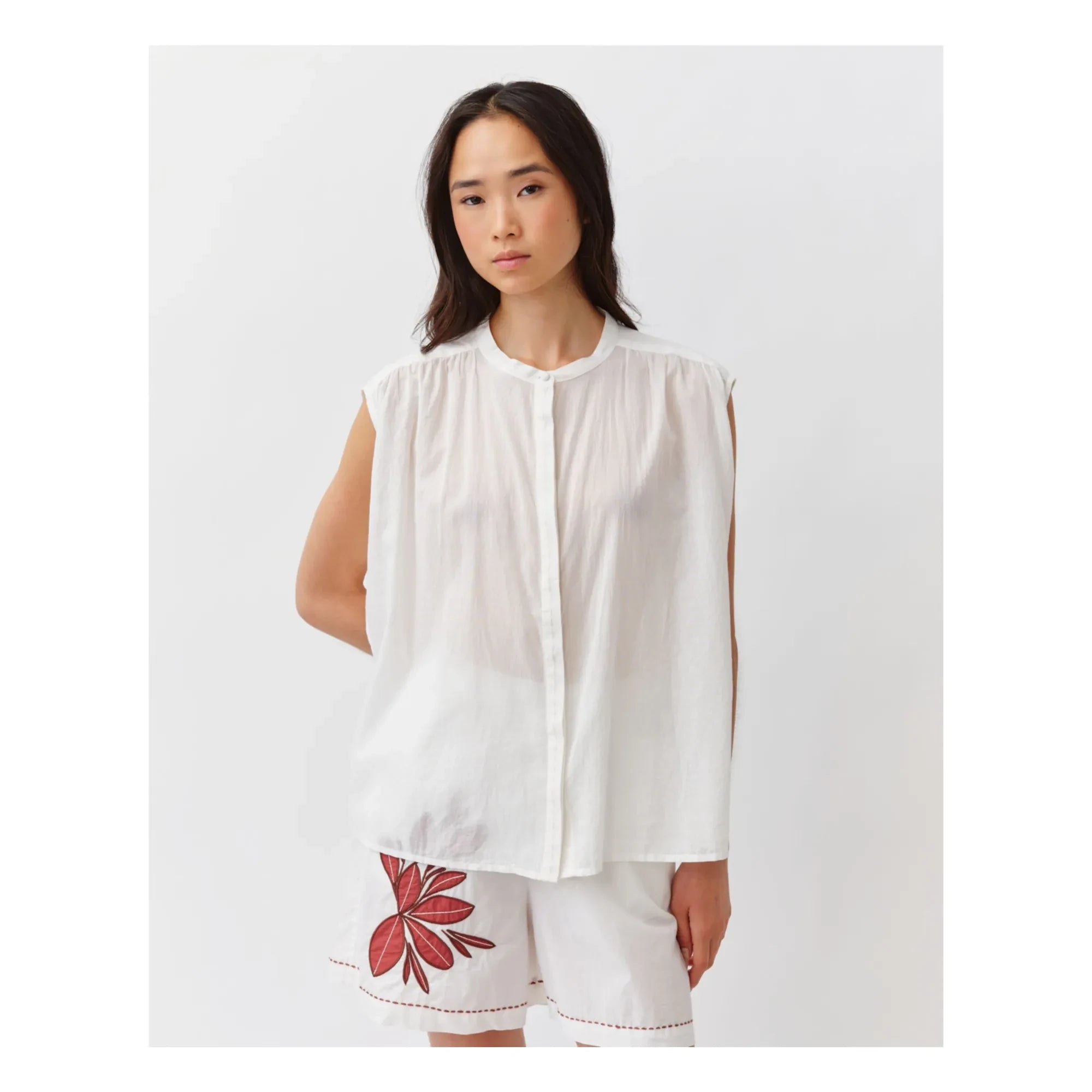 Diega - Tifino T-Shirt | White