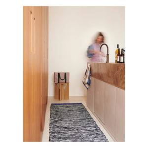La cerise sur le gâteau - Matt Recycled Cotton Rug | Black