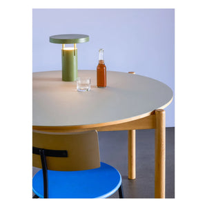 Hübsch - Oblique Round Dining Table | Light Gray