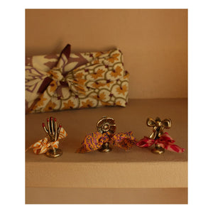 Doing Goods - Bowie Bow Brass Cardholder | Gold