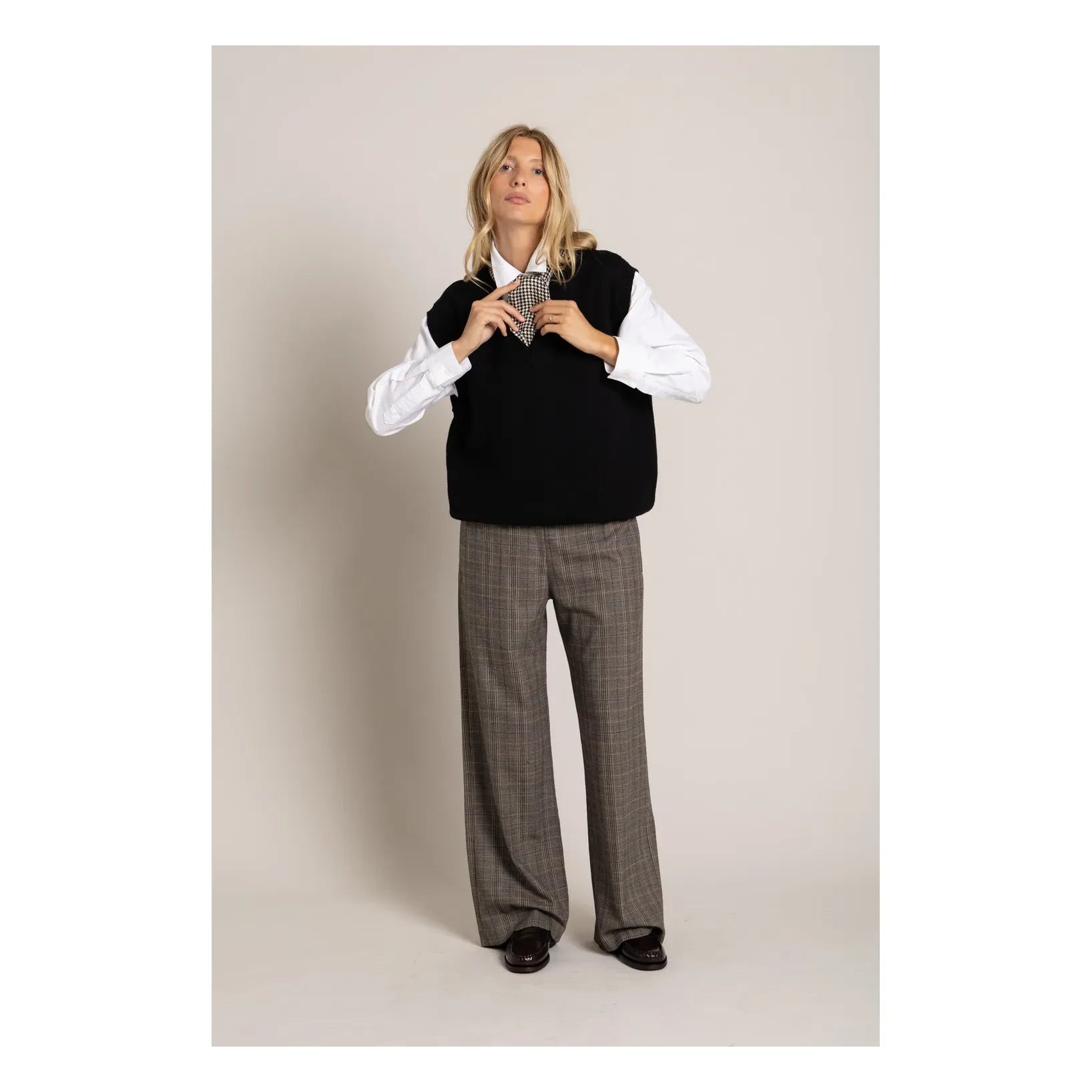 Smallable Woman - Quinn Prince of Wales Wool Jogger | Brown