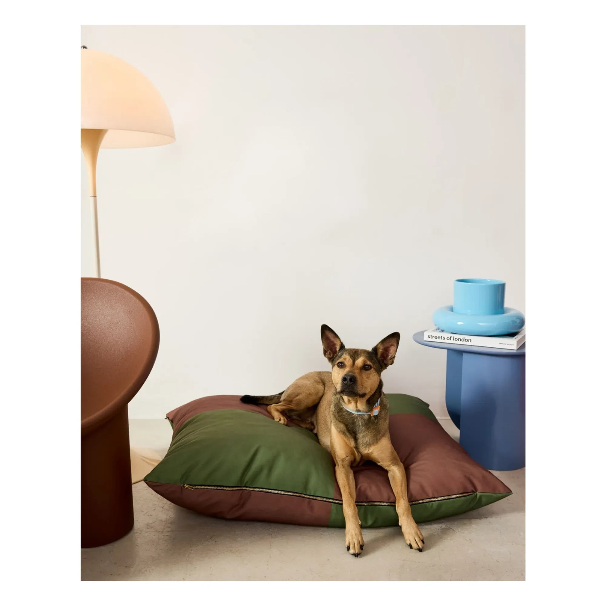 Approved by Fritz - Quartier Dog Bed | Brown