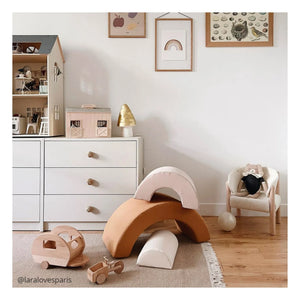 Charlie Crane - Milo Rainbow Climbing Set | Camel