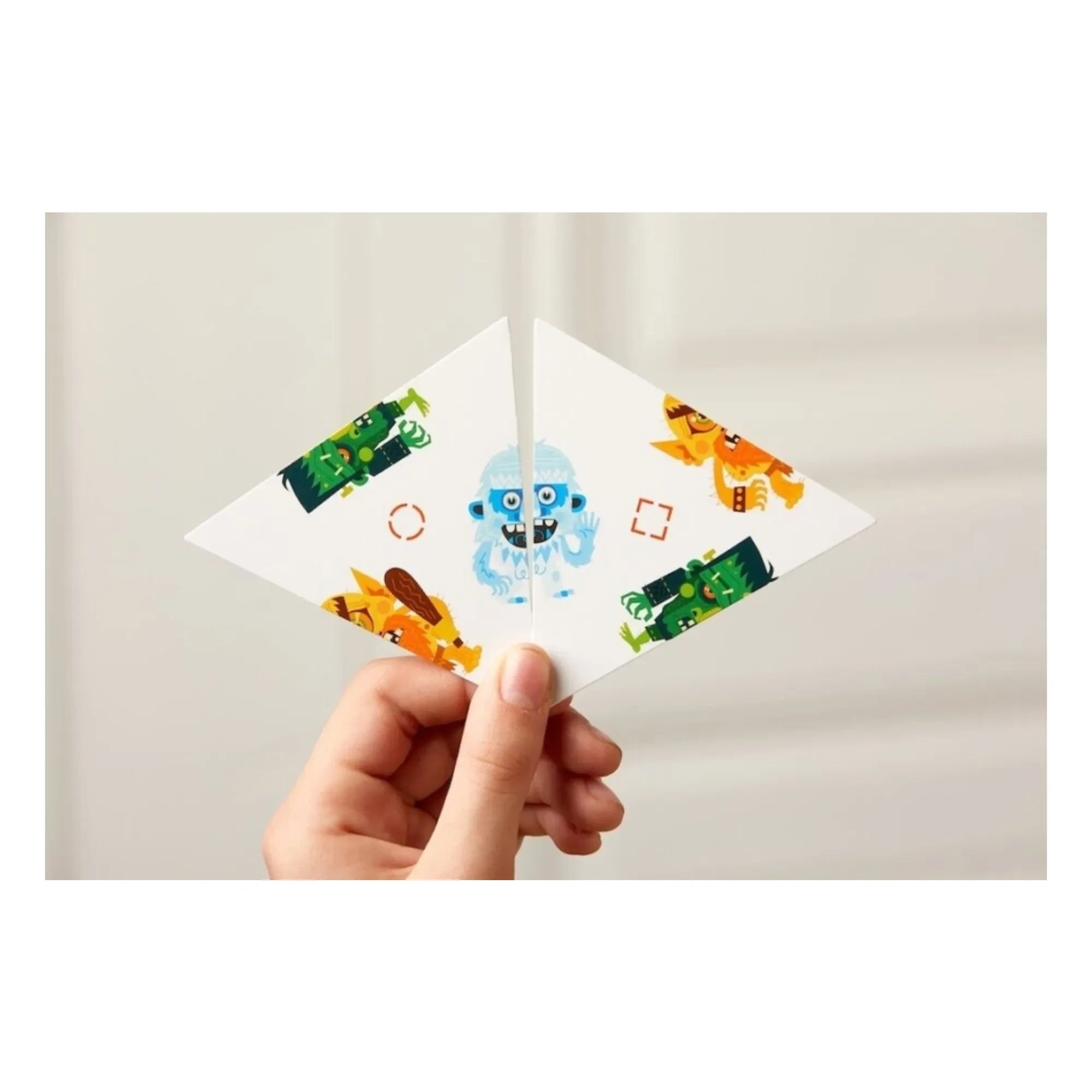 Laboludic - Battle Flip The Monsters Card Game