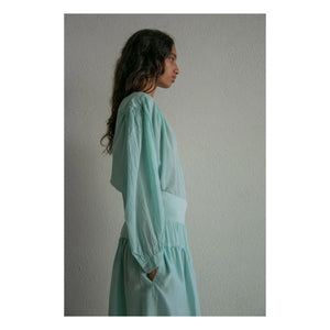 THEAVANT - Vintage V-Neck Cotton Blouse | Green Water