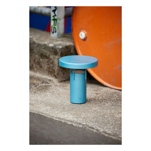 Hübsch - BringMe Table Lamp | Metallic Blue