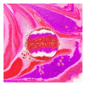 Inuwet - Strawberry Ice Cream Bath Bomb - 120 g