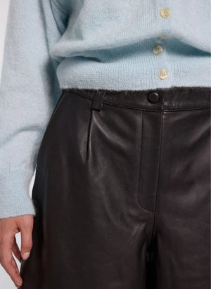 Nitah - Karl Shorts | Black