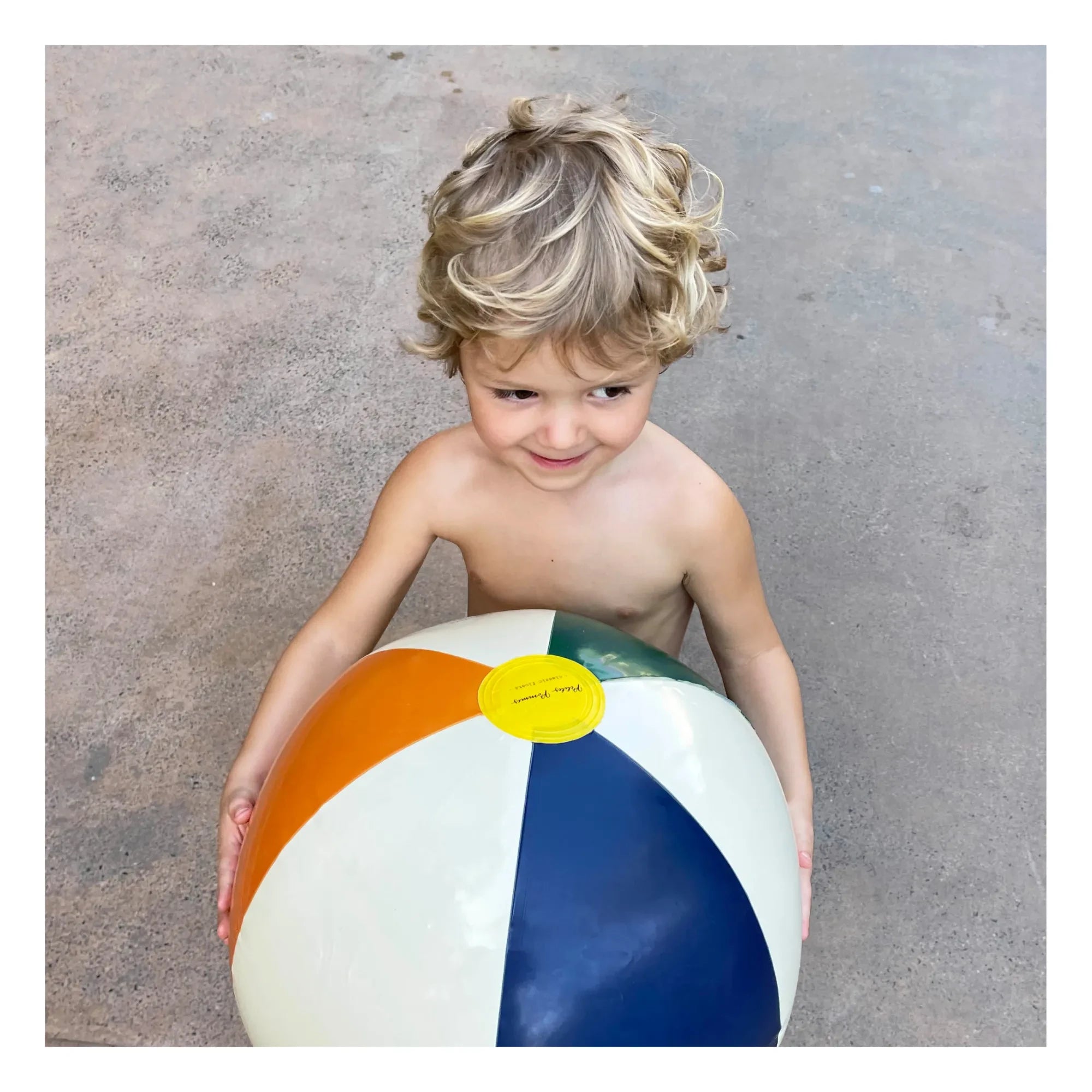 Petites Pommes - Otto Inflatable Ball