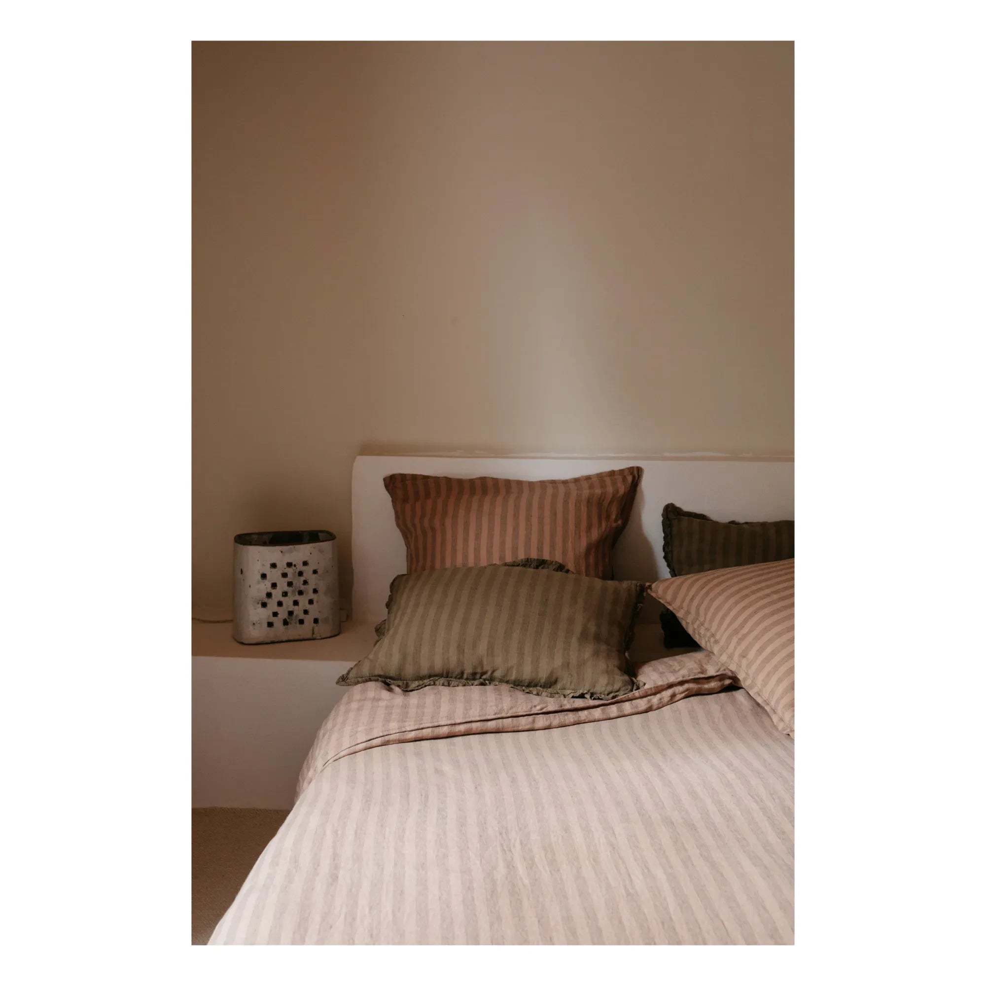 Le Monde Sauvage - Sandhills Linen Pillow Cover | Russet