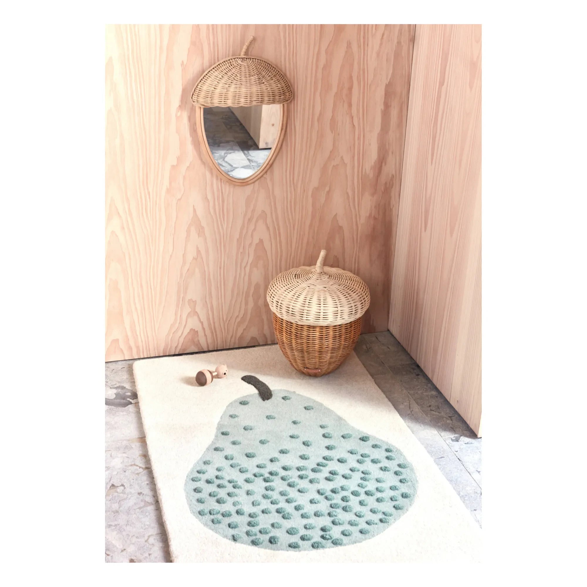Oyoy Mini - Rattan Oak Acorn Mirror