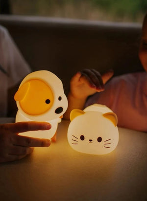 Mary's - Sleeping Dog Night Light | White