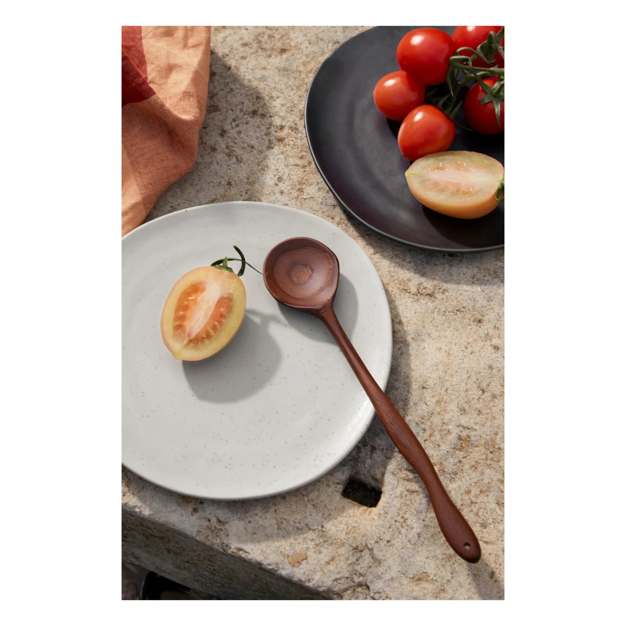 Ferm Living - Flow Plate | Off-white
