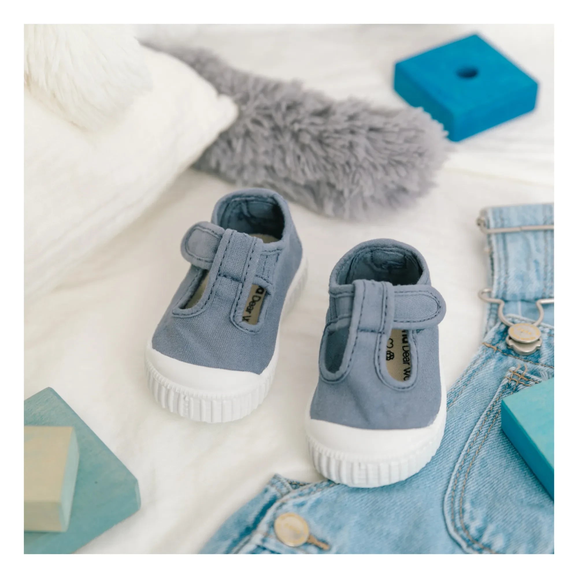 Victoria - Lona Velcro Sneakers Sandal | Blue