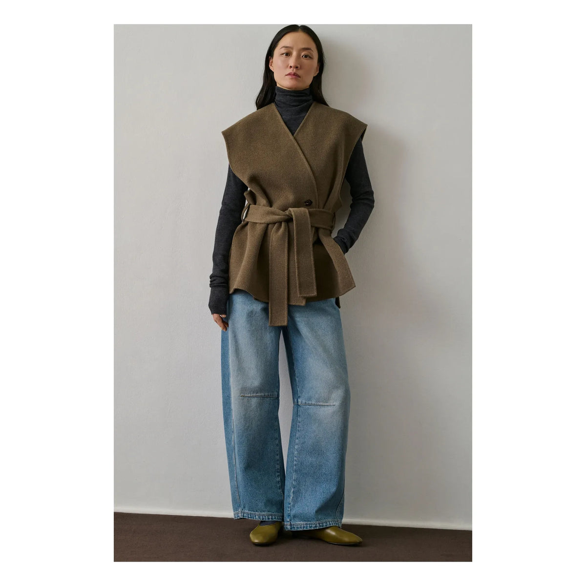 Soeur - Evasion Wool Sleeveless Jacket | Dark Beige