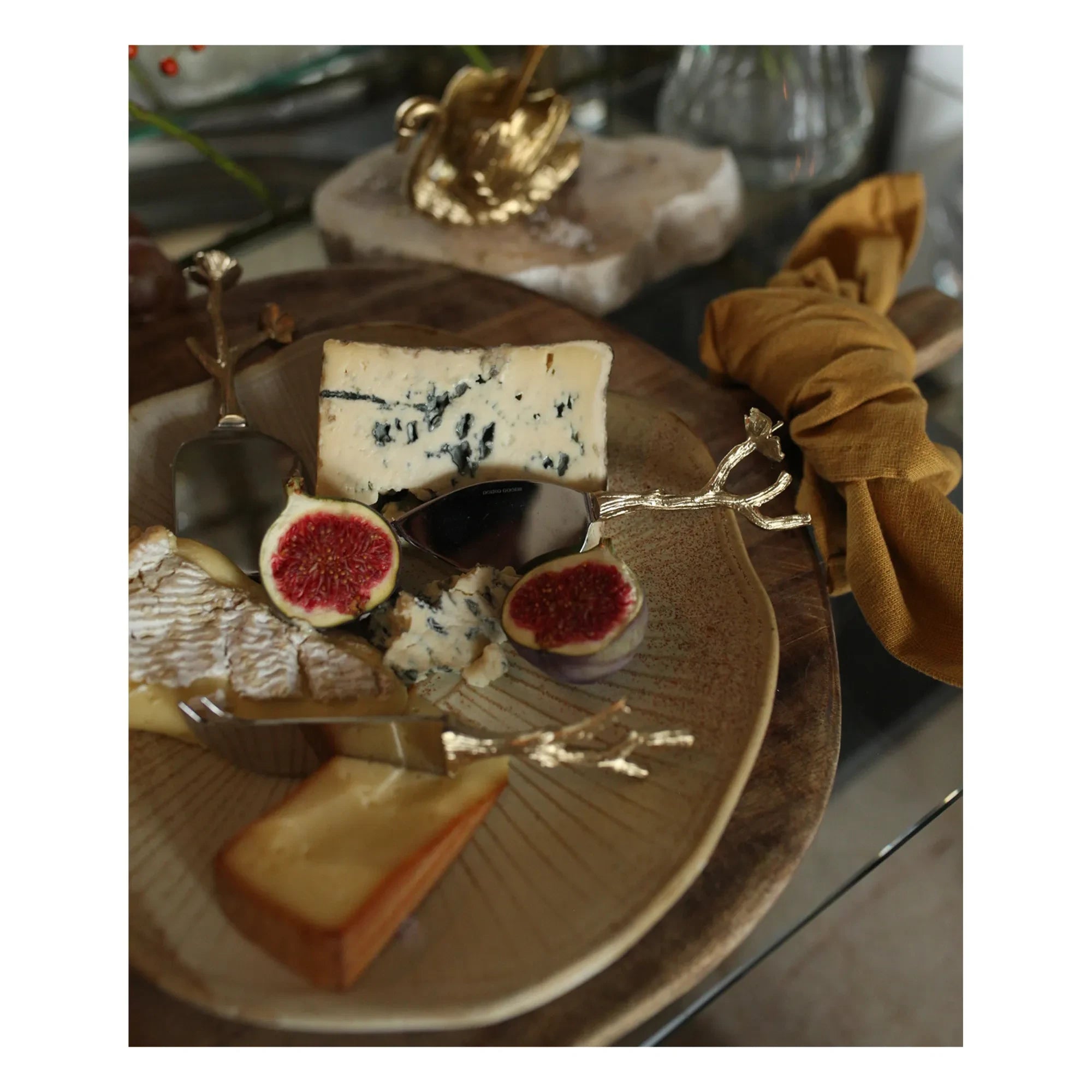Doing Goods - Cheese Knives - Set of 3 | Gold Brown
