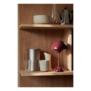 & Tradition - VP3 Flowerpot Table Lamp - Verner Panton, 1969 | Plum