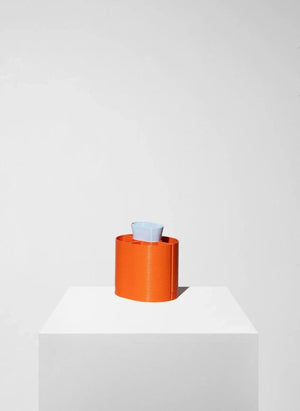 Warren & Laëtitia - Henri Pen Holder | Orange