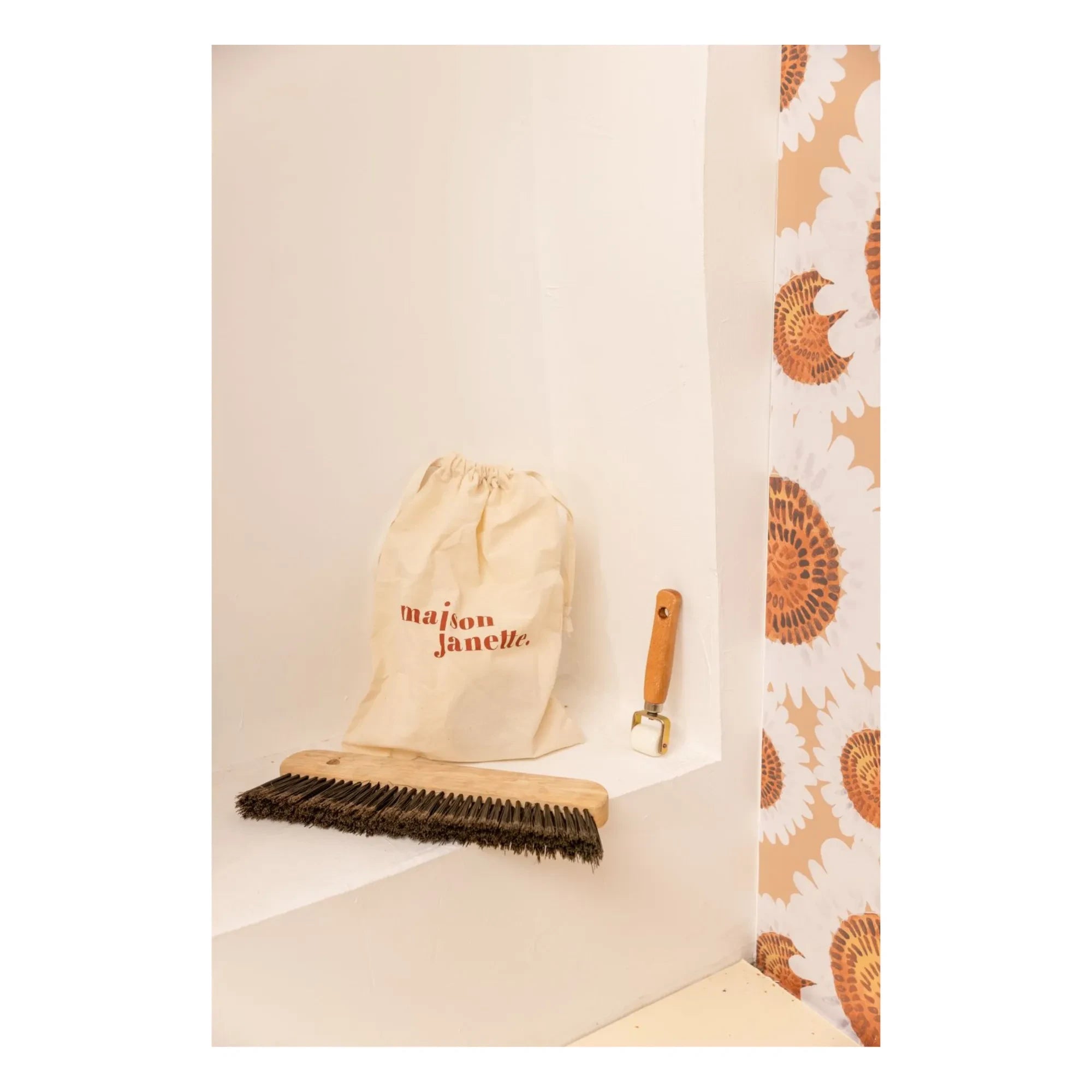 Maison Janette - Wall Sticker Installation Kit