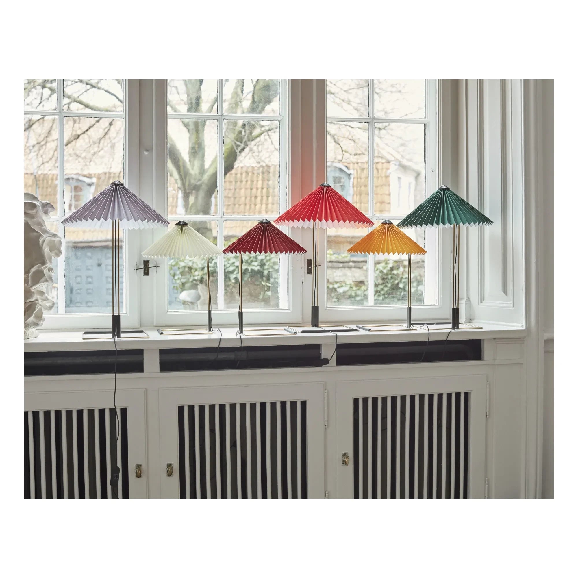 Hay - Matin Desk Lamp, Inga Sempé | White