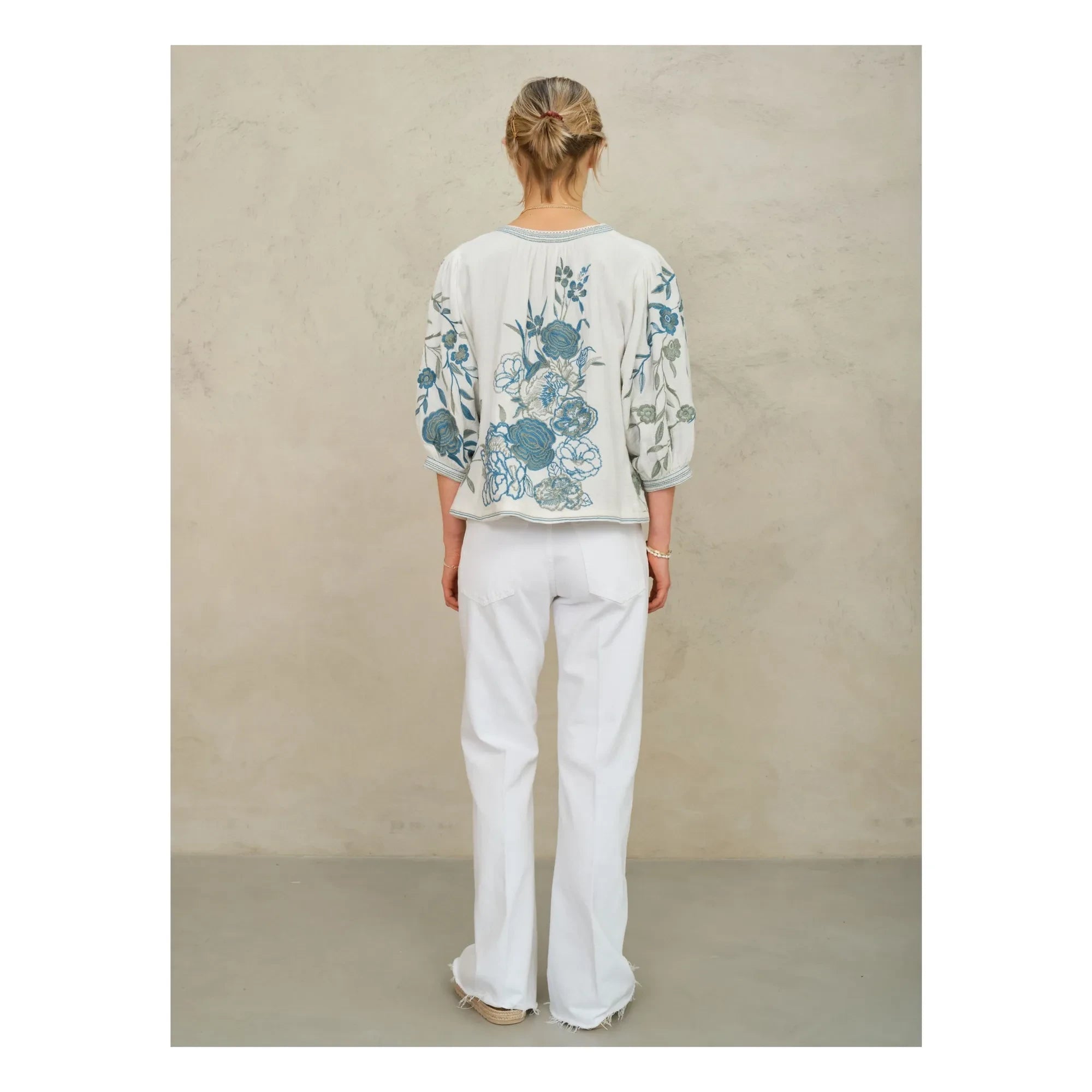 M.A.B.E. - Ori Embroidered Cotton Jacket | Blue