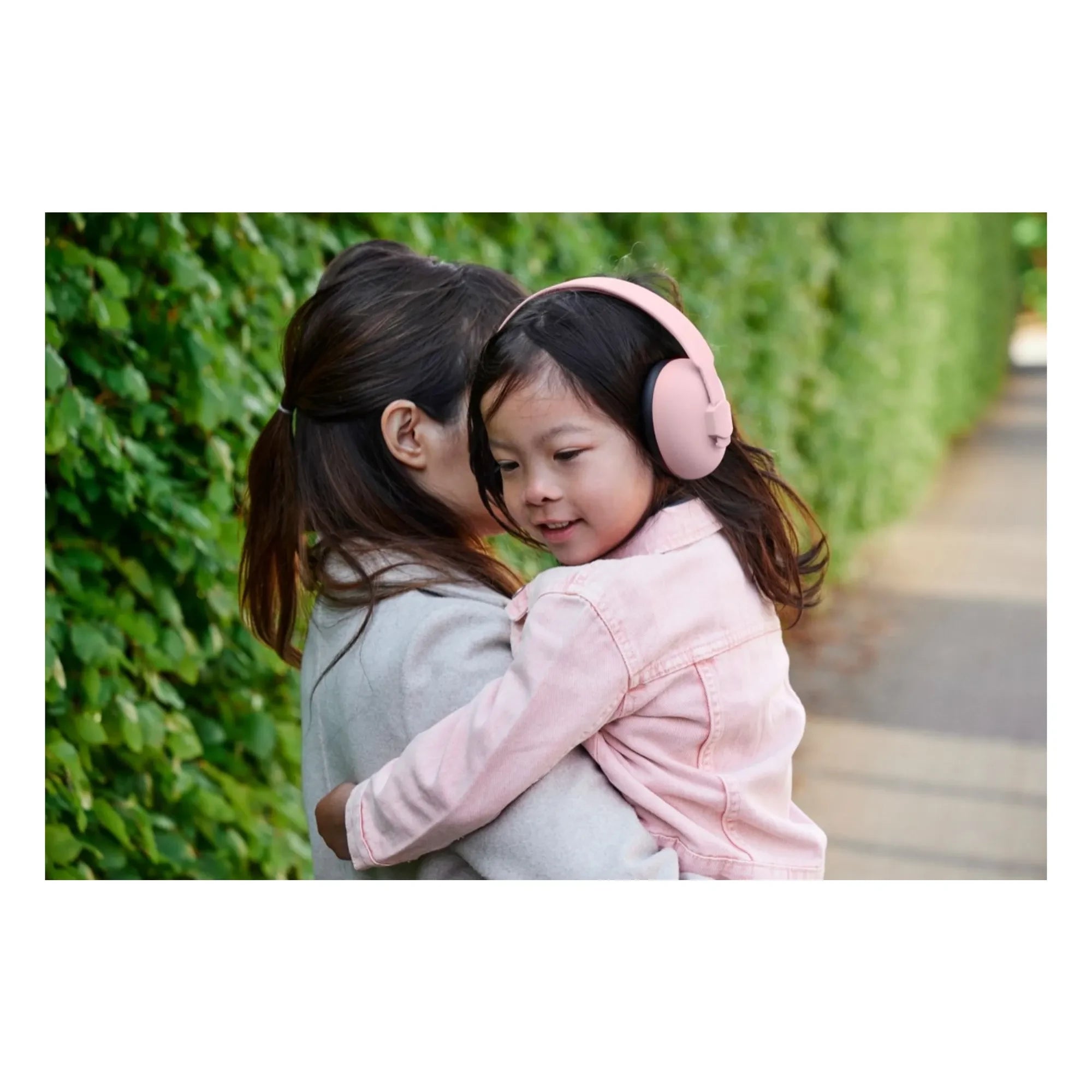 Kreafunk - Hush Headphones | Blush