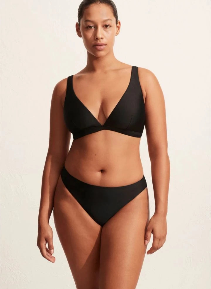 Matteau - Beach Swimsuit Top | Black