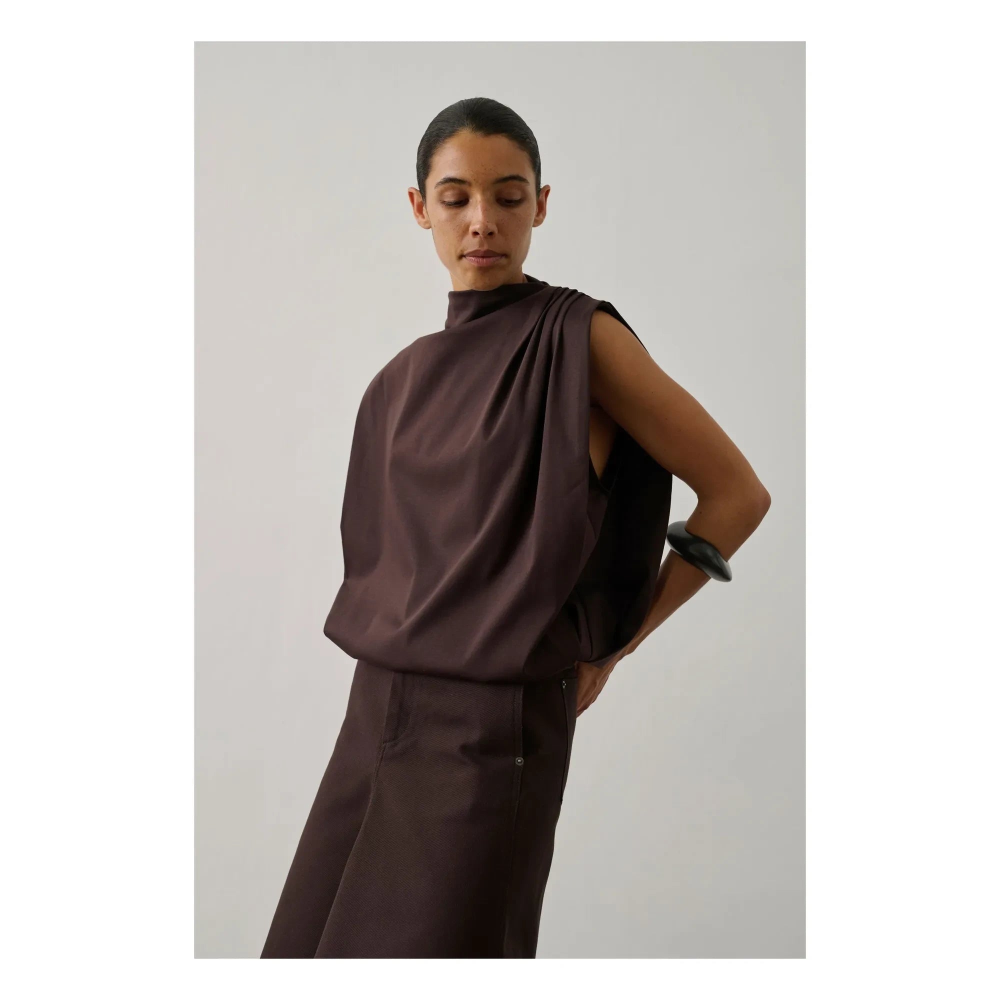 Soeur - Idris Pamuk T-Shirt | Dark Brown
