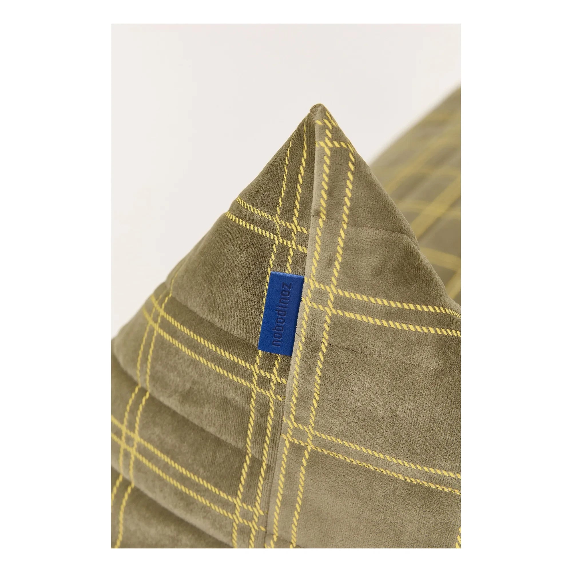 Nobodinoz - Sage Eco Velvet Long Pouf