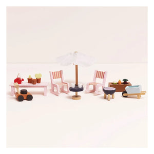 Le Toy Van - Veranda and vegetable garden for a dollhouse