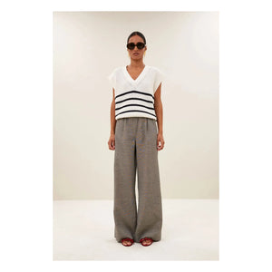 By Bar - Lune Spencer Sweater | White