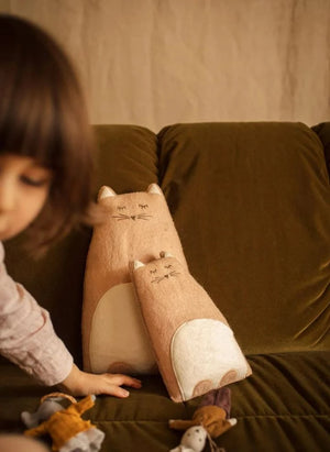 Muskhane - Pasu Kitty Felt Pillow | Powder Pink