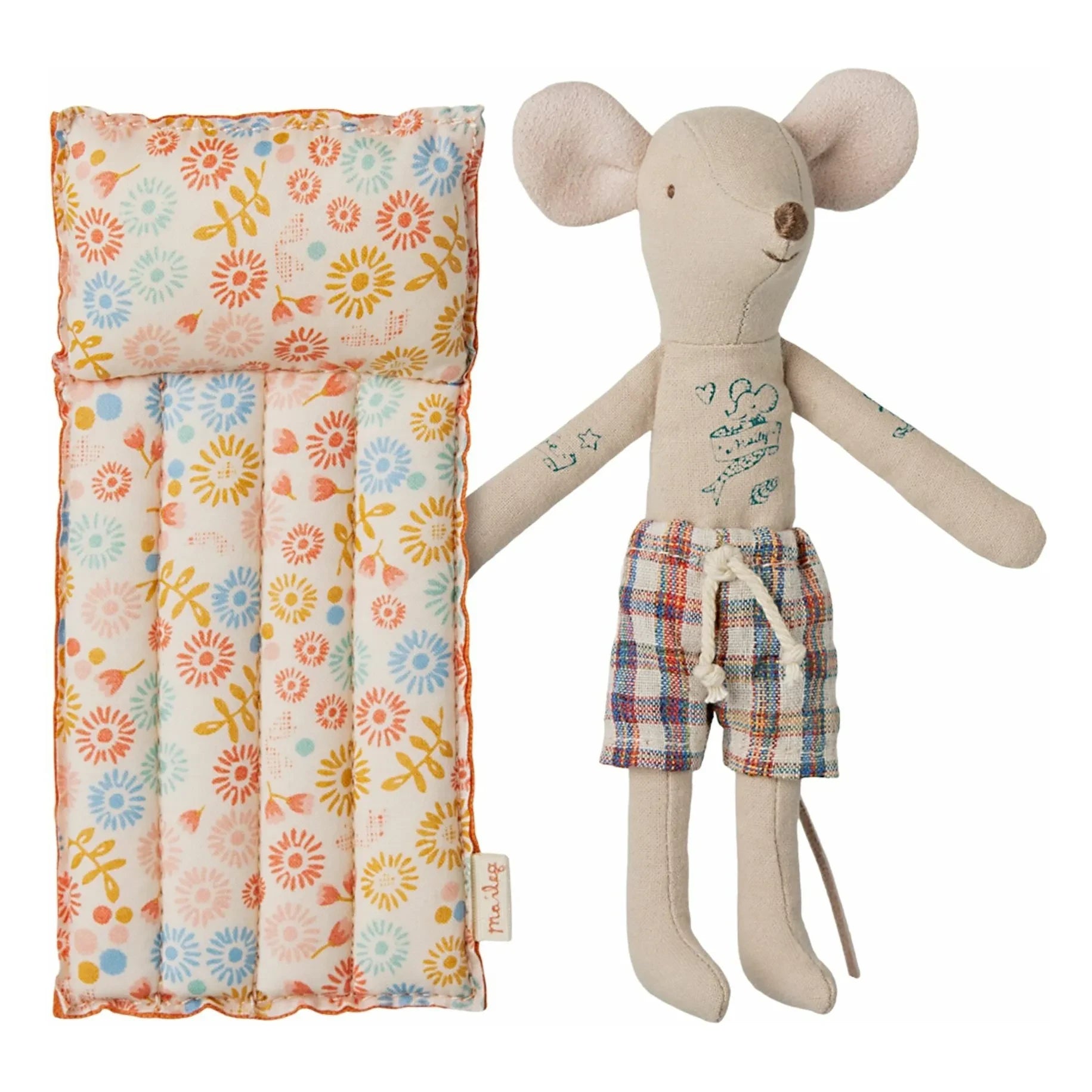 Maileg - Beach Dad Mouse and Mattress
