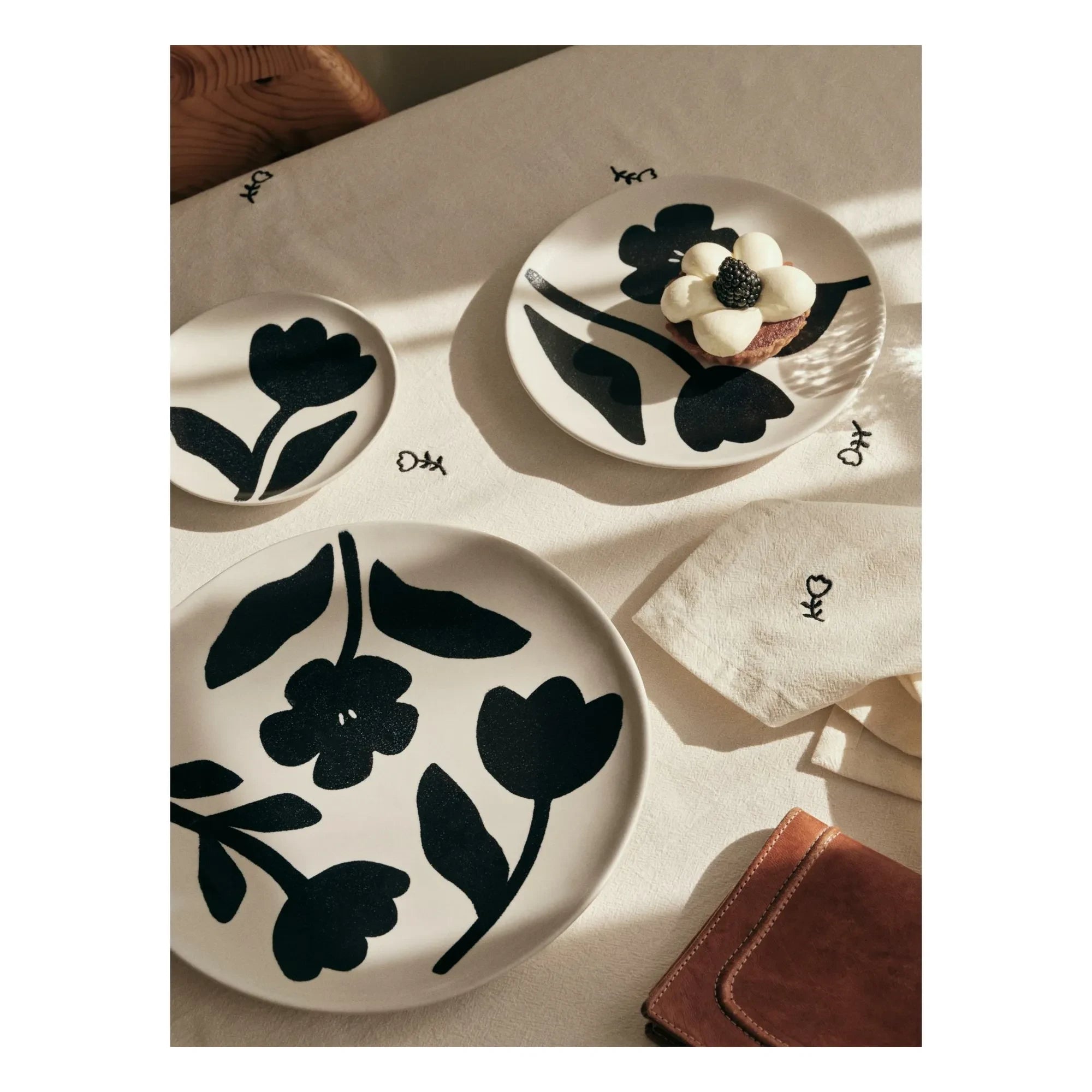 Broste Copenhagen - Flora Stone Ceramic Plate | Black