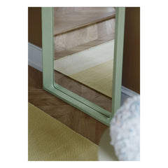 Muuto - Buckled Mirror, Rhys Copper | Green