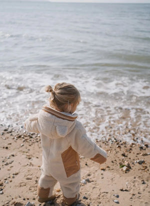 Töastie - Cloud Sherpa Waterproof Jacket Made from Recycled Fibers | Sand